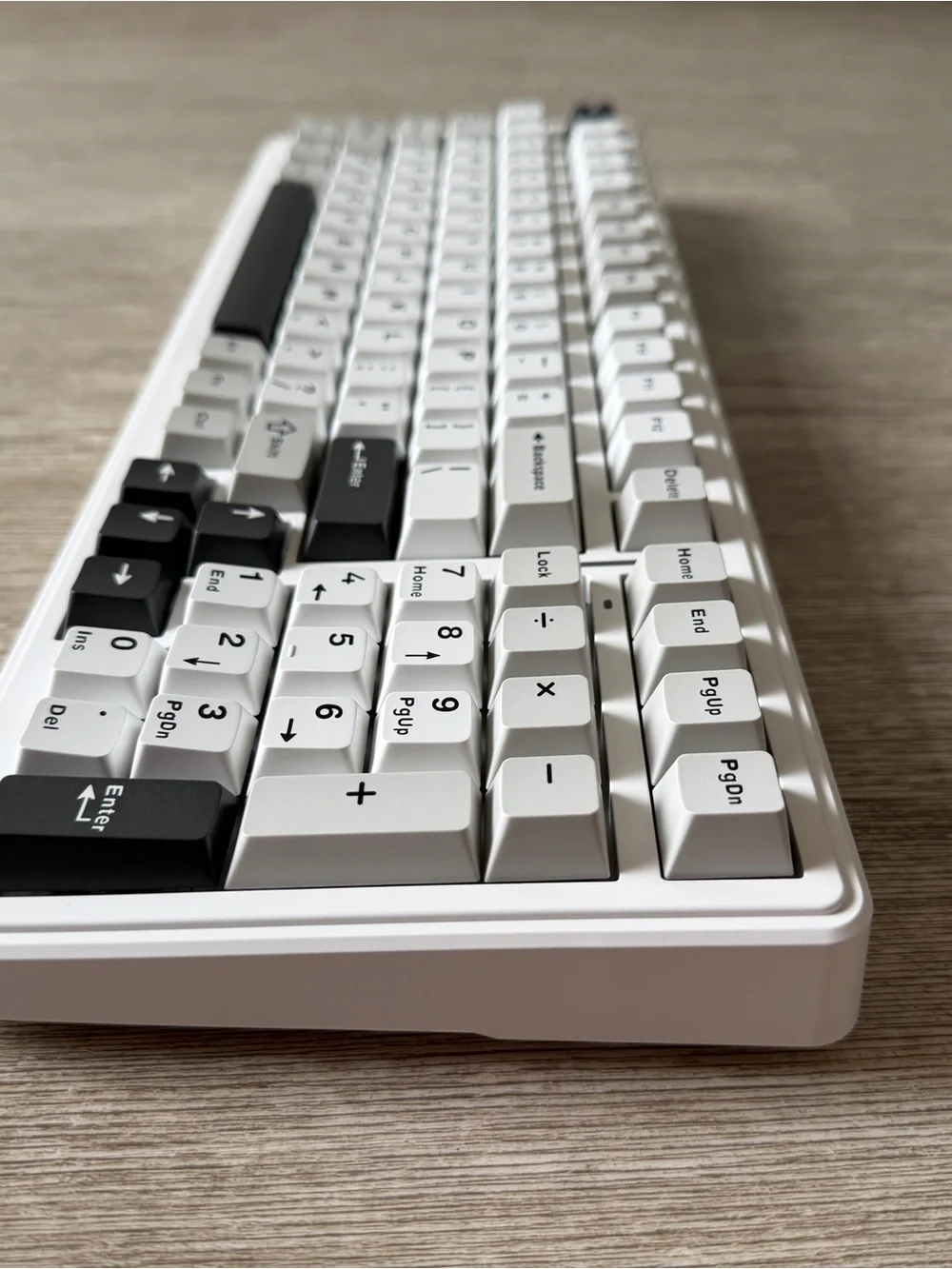 AULA F99 Wireless Mechanical Keyboard with LEOBOG Greywood V3 linear switches